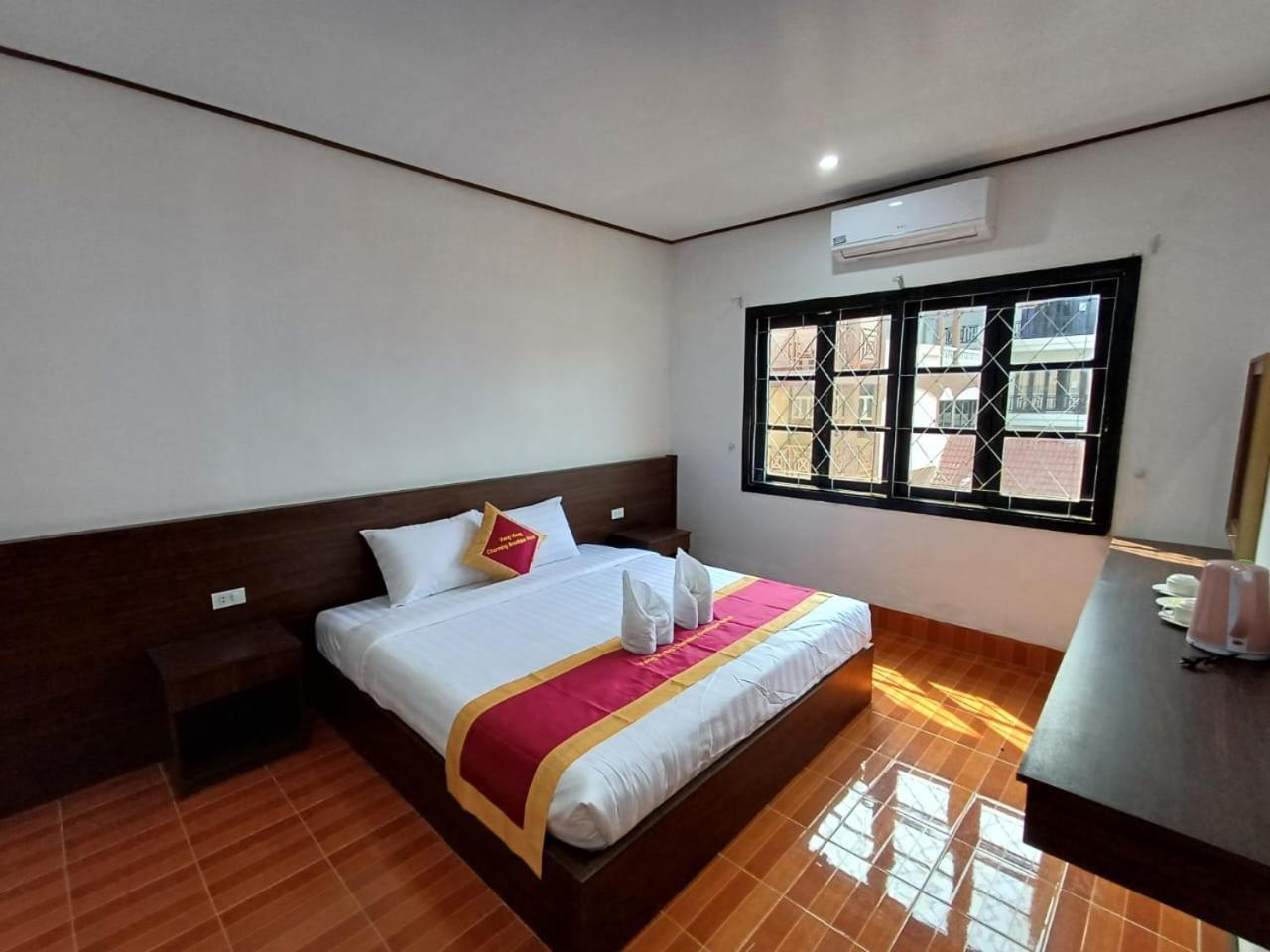 Vangvieng Charming Boutique Hotel Vang Vieng Luaran gambar